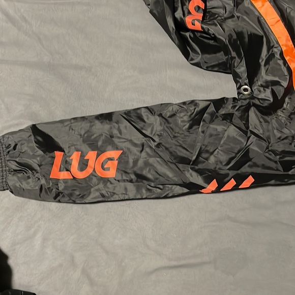 LUG Speed Suit - Picture 3 of 9
